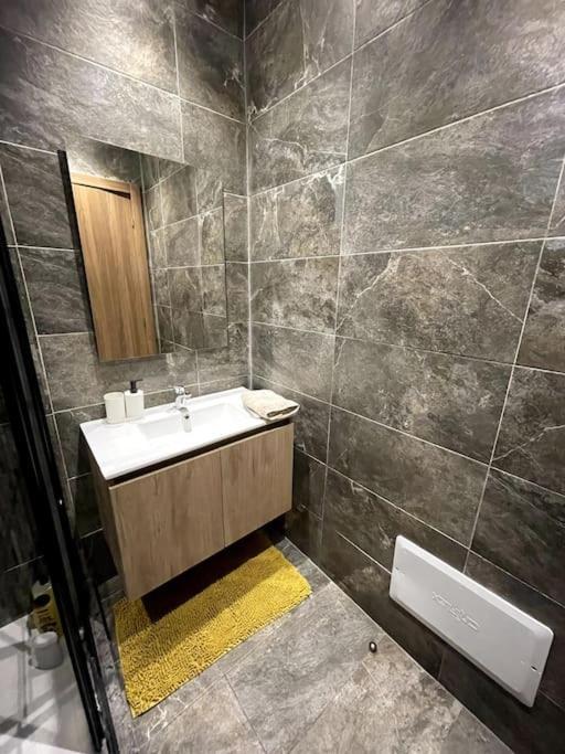 Luxury Apartment 5 Minutes Casablanca Airport Nouaceur ภายนอก รูปภาพ